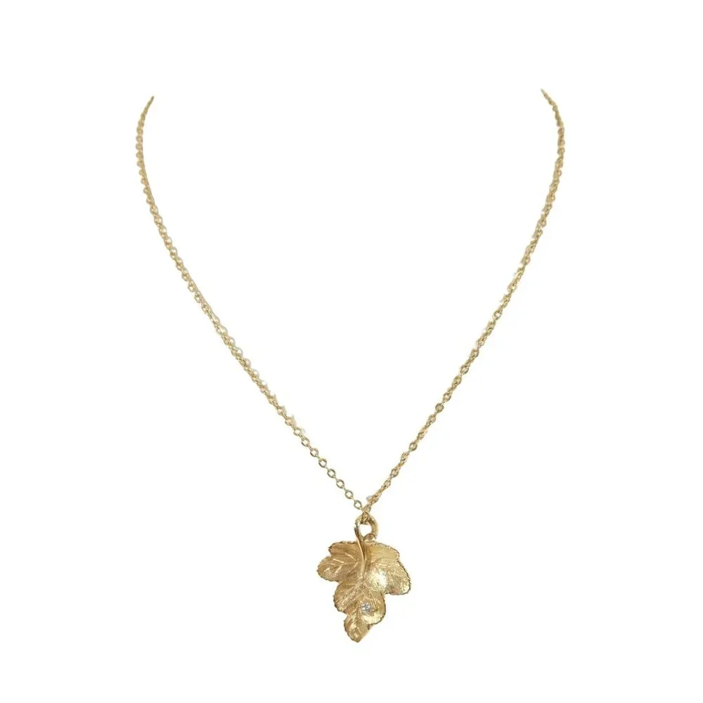 Vintage AVON Goldtone Radiant Leaf Rhinestone Pendant w/ 15.5" Chain Necklace - Picture 1 of 4